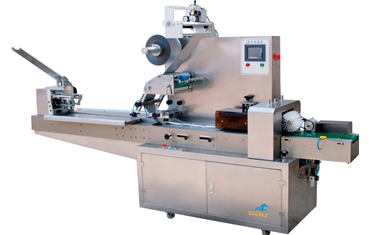Pillow type packaging machine